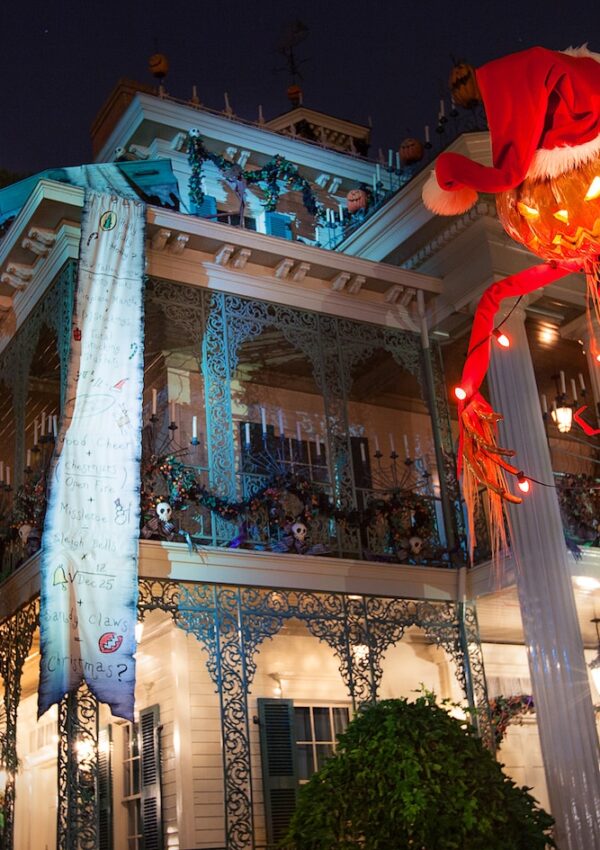 Disney’s Happiest Haunts Guided Tour Returning to Disneyland This Fall