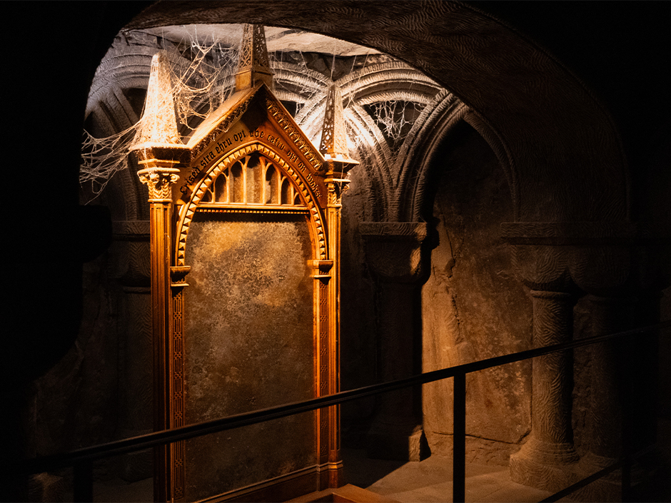 The Mirror of Erised in The Wizarding World of Harry Potter.