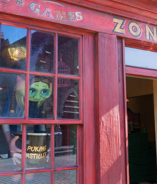 Details Harry Potter Fans Will Appreciate in The Wizarding World of Harry Potter at Universal Studios Hollywood