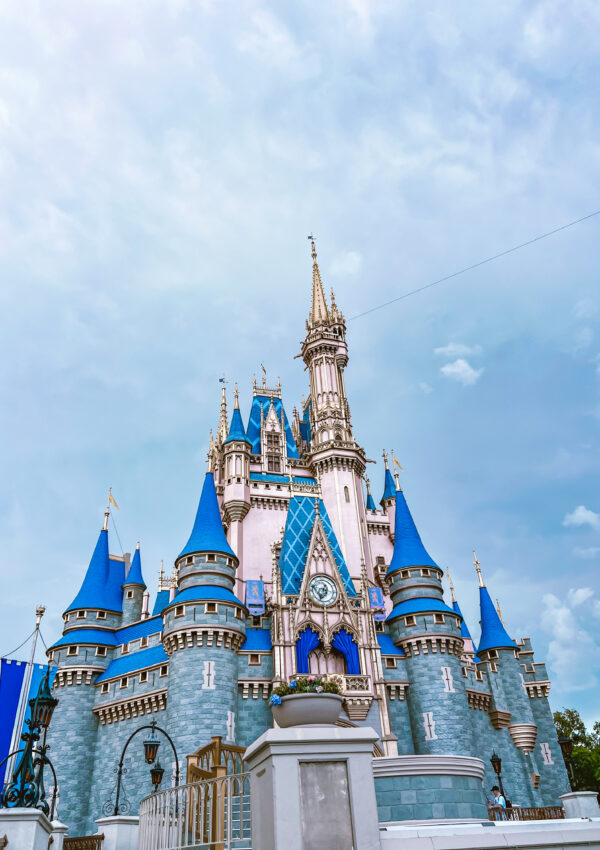 Save Up to 35% on a Disney Resort