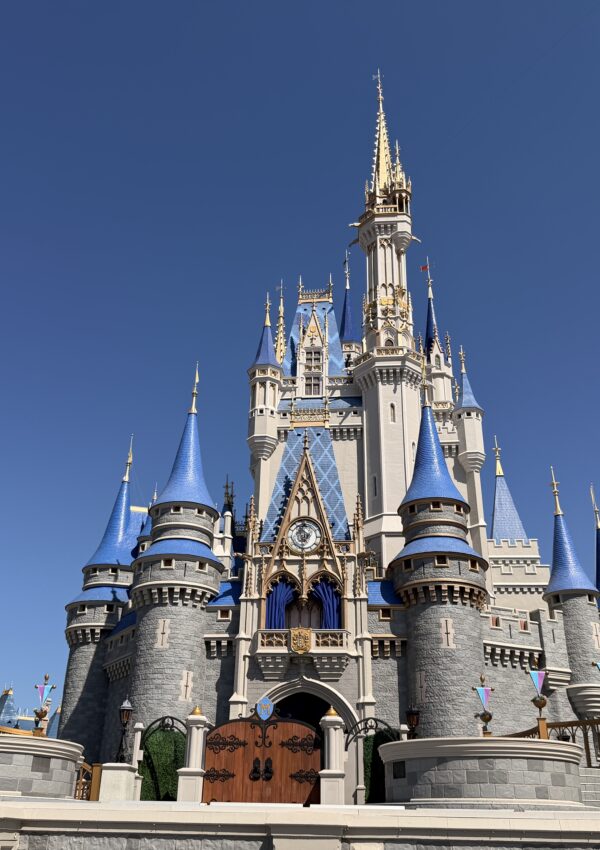 New 2026 Walt Disney World Offers: Free Dining & Room Deals