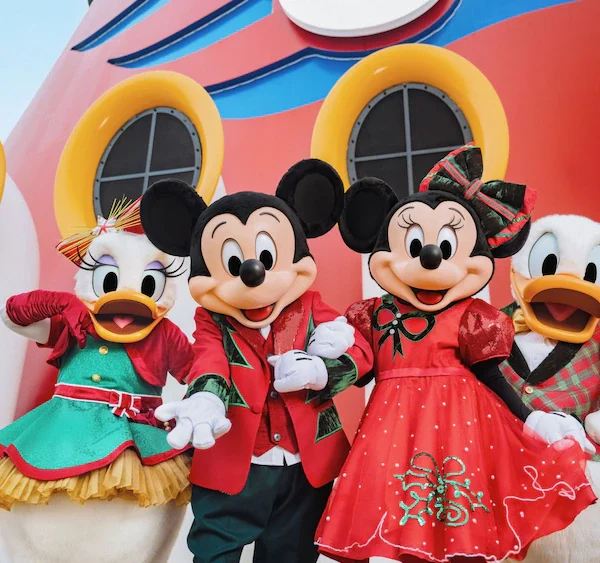 Top 5 Reasons to Book a Halloween or Merrytime Disney Cruise in 2026
