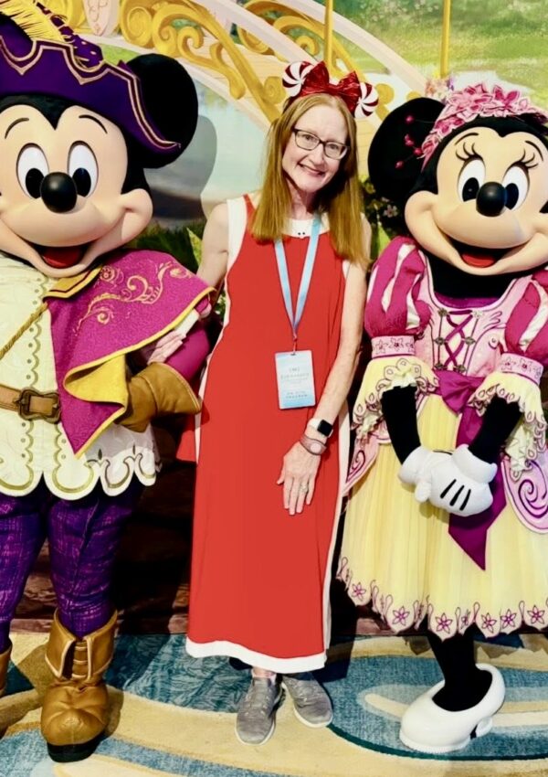 What it’s Really Like Being an Academy Travel Agent: Q & A with Agent Kimmy