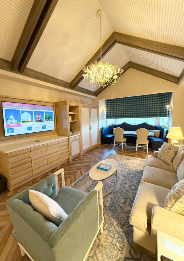 Why Disney’s Grand Floridian 2-Bedroom Suite Is Perfect for a Multigenerational Family Vacation
